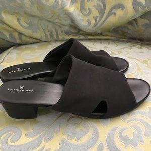 Bandilino Y2K Black Sandals Mules Slides Slip Ons Stretch Fabric Upper Size 10M